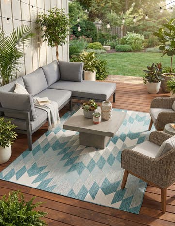 6' x 9' Easy-Clean Modern Indoor / Outdoor Rug