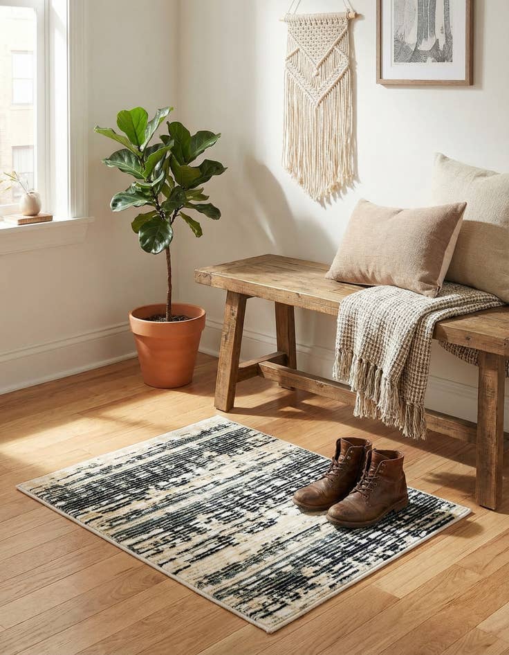 Detail image of 2' 3 x 2' 8 Nain Rug