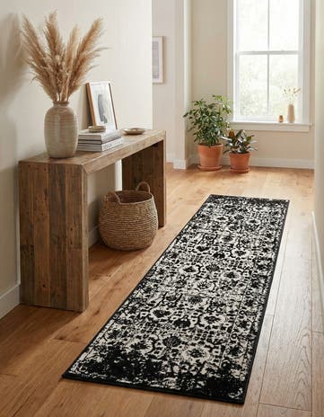 Black and White Oregon Runner Rug