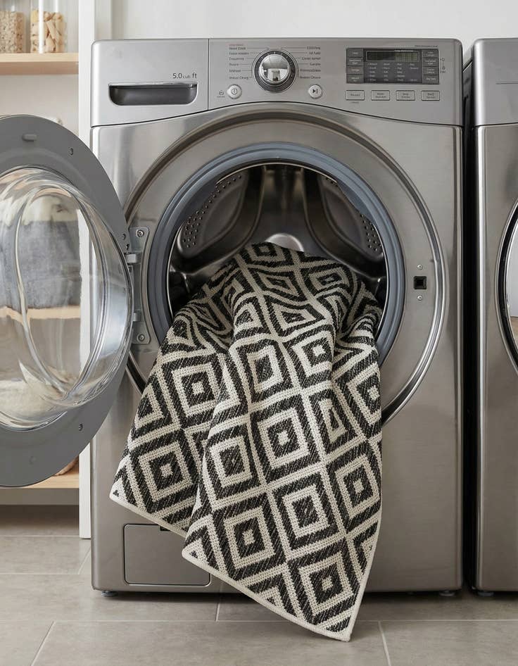 Detail image of 3' x 5' 3  Washable Jill Zarin Costa Rica Indoor / Outdoor Rug