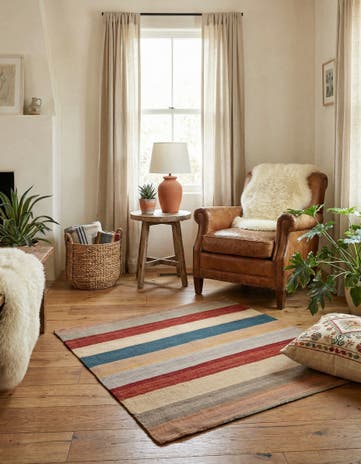 3' 3 x 3' 3 Hand Knotted Persian Wool Square Rug