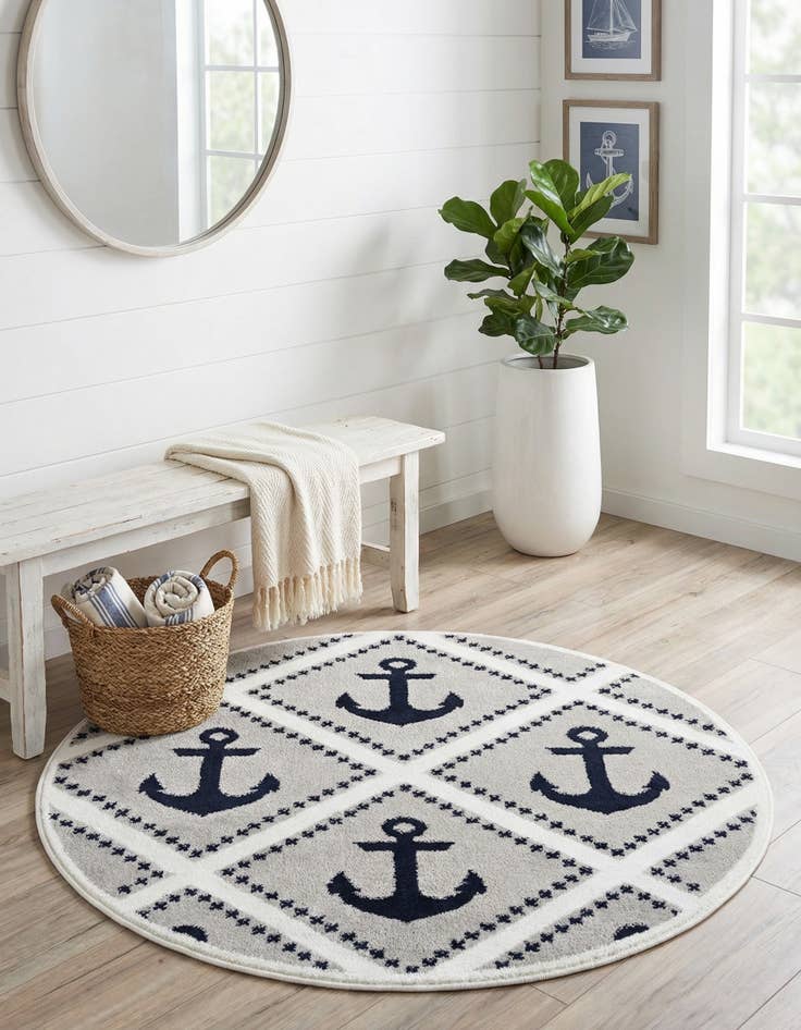 Detail image of 3' 3 x 3' 3 Metropolis Round Rug