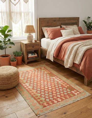 2' 6 x 4' 4 Hand Woven Kilim Waziri Wool Rug