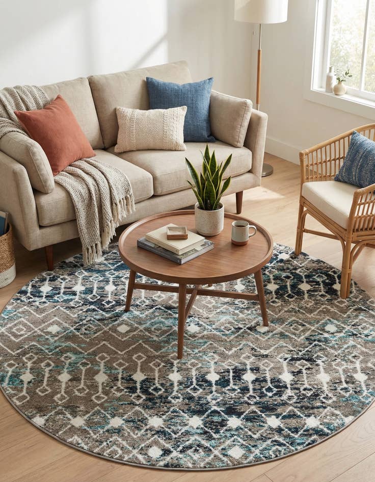 Detail image of 6' x 6' Moroccan Trellis Round Rug