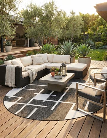 12' x 12' Easy-Clean Modern Indoor / Outdoor Round Rug