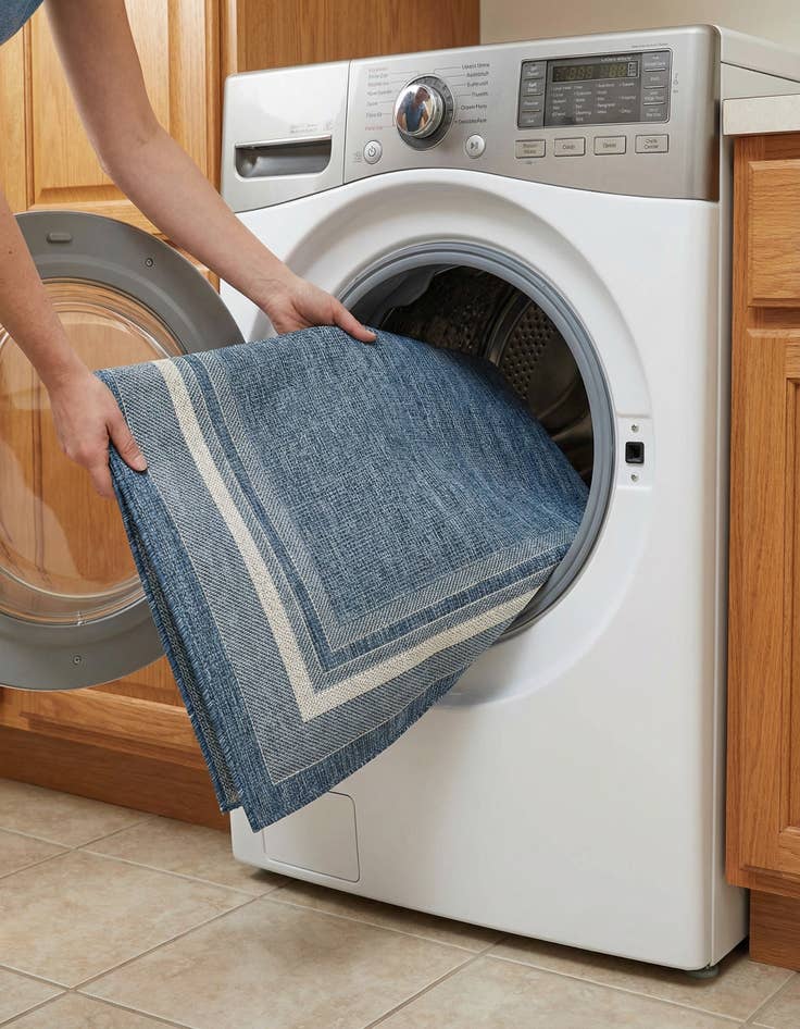 Detail image of 7' 10 x 7' 10  Washable Border Indoor / Outdoor Square Rug