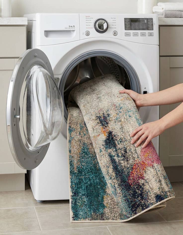 Detail image of 5' x 8'  Washable Spectrum Rug