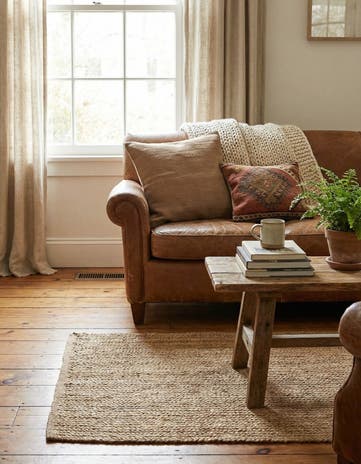 2' 4 x 2' 6 Hand Woven Pillow Wool Runner Rug