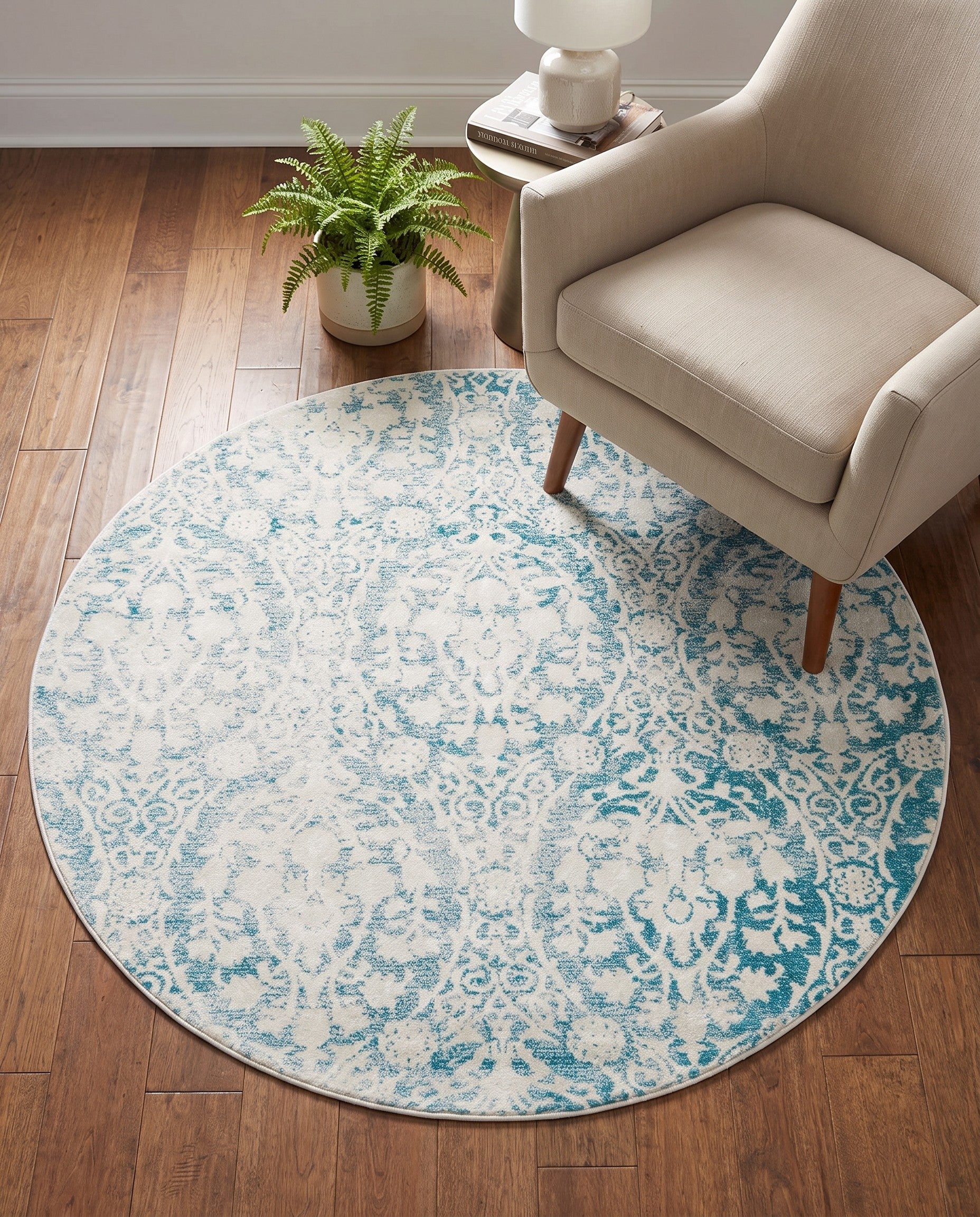 4' x 4' Modern Classical Round Rug