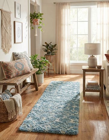 2' 7 x 10' Moroccan Trellis Shag Runner Rug