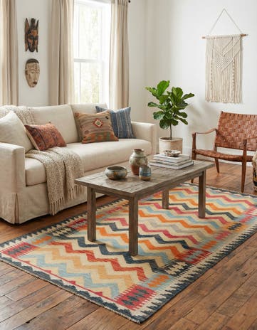 3' 4 x 6' 5 Hand Woven Kilim Maymana Wool Rug