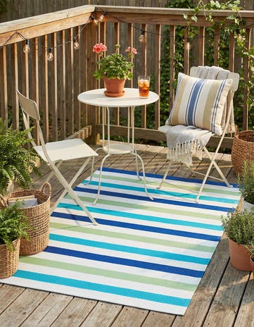 Blue and Green Easy-Clean Vista Breeze Indoor / Outdoor Rug
