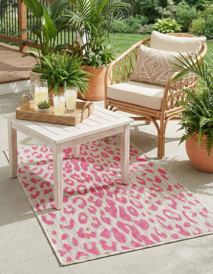 Detail image of 2' x 3'  Washable Safari Indoor / Outdoor Rug