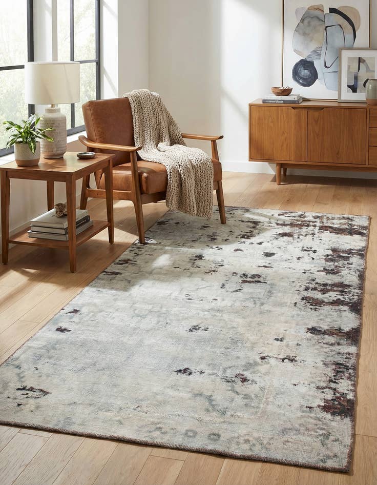 Detail image of 4' 5 x 9'  Hand Knotted Ultra Vintage Persian Wool Runner Rug