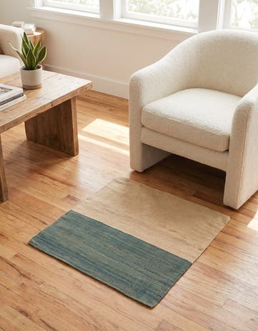 2' 4 x 2' 5 Hand Woven Pillow Wool Square Rug