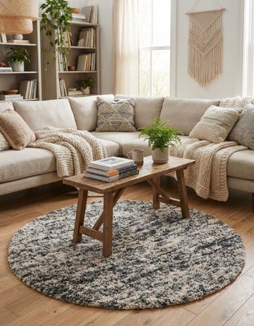 Salt and Pepper Hand Woven Haka Deluxe Shag Round Rug