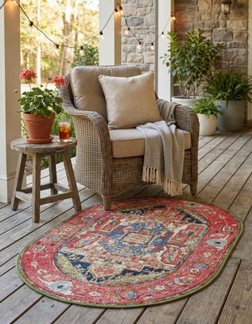 2' 2 x 3' Easy-Clean Traditional Indoor / Outdoor Oval Rug