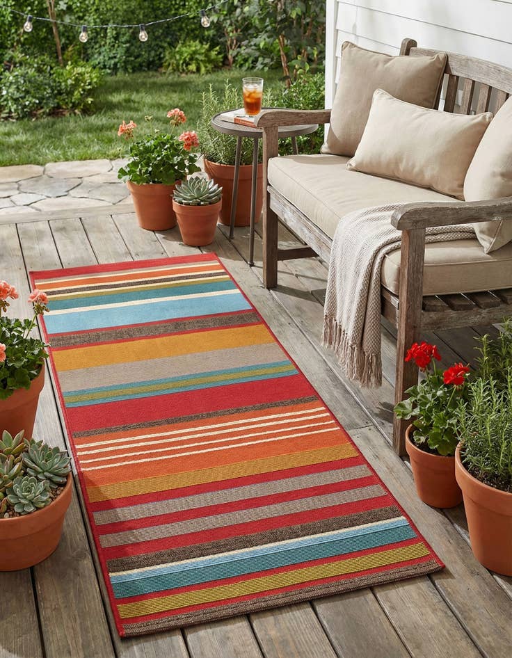 Detail image of 2' x 5'  Washable Modern Indoor / Outdoor Runner Rug