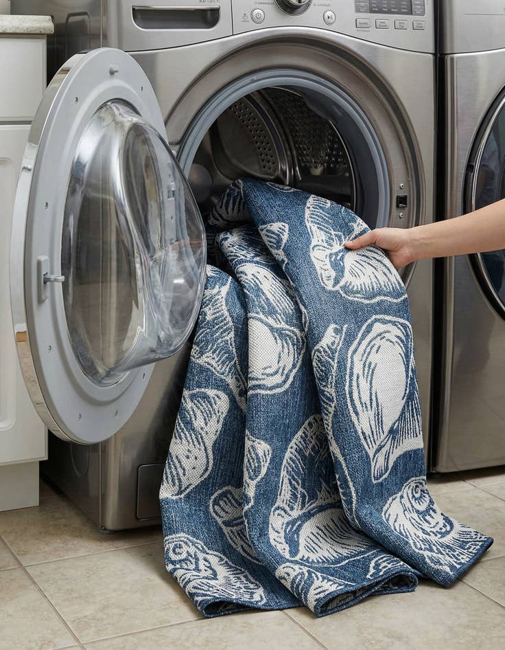 Detail image of  7' 10 x 7' 10  Washable Coastal Indoor / Outdoor Square Rug