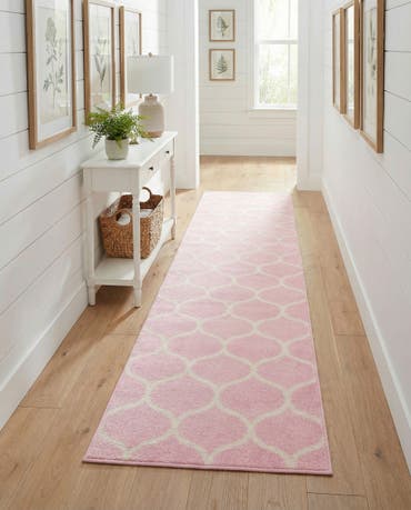  2' x 13' Lattice Frieze Runner Rug