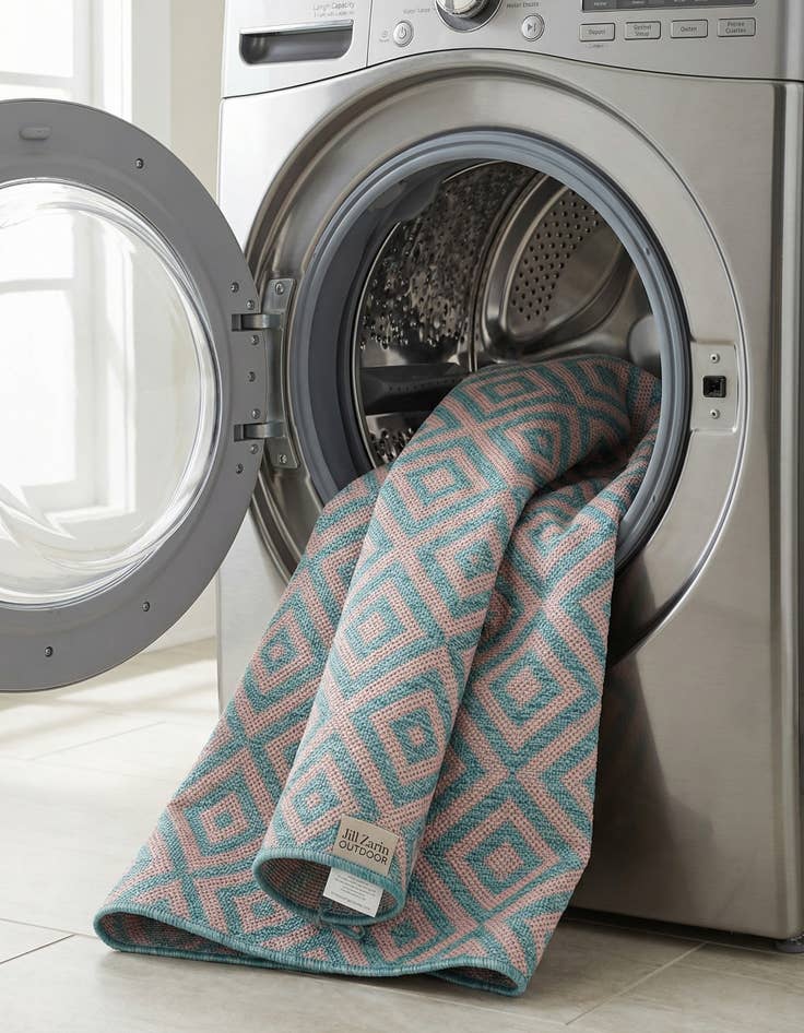 Detail image of 3' x 5' 3  Washable Jill Zarin Costa Rica Indoor / Outdoor Rug