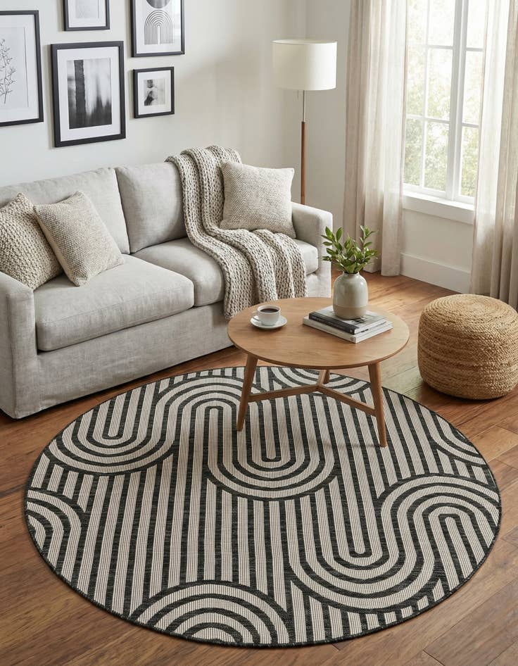 Detail image of  6' x 6'  Washable Modern Indoor / Outdoor Round Rug