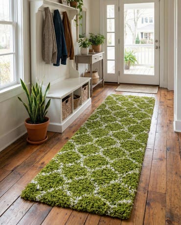  2' x 5' Lattice Shag Runner Rug
