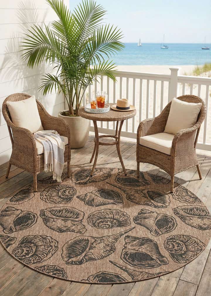10' x 10' Easy-Clean Coastal Indoor / Outdoor Round Rug