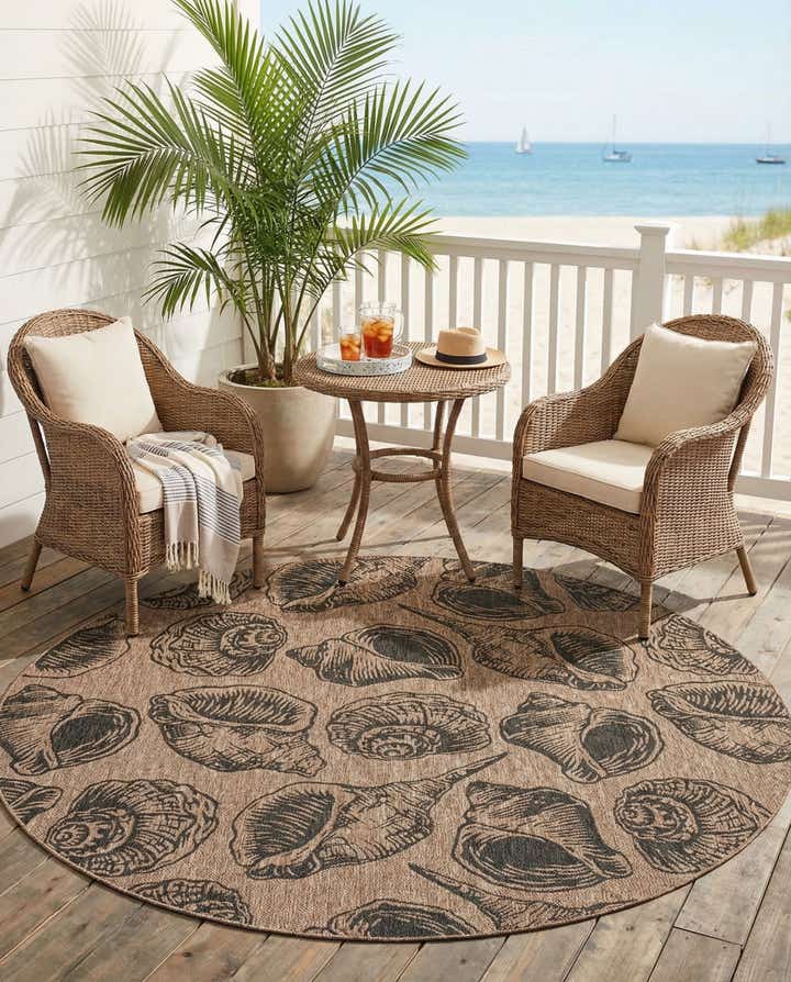 10' x 10' Easy-Clean Coastal Indoor / Outdoor Round Rug