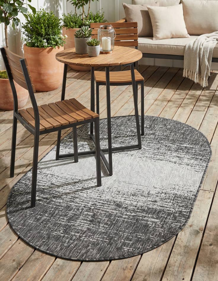 Detail image of 3' x 5' 3  Washable Modern Indoor / Outdoor Oval Rug
