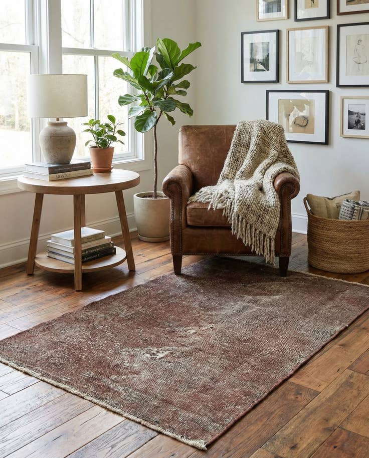 Detail image of 3' x 5' 5 Hand Knotted Ultra Vintage Persian Wool Rug