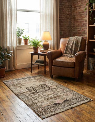 2' 10 x 4' 8 Hand Knotted Balouch Persian Wool Rug