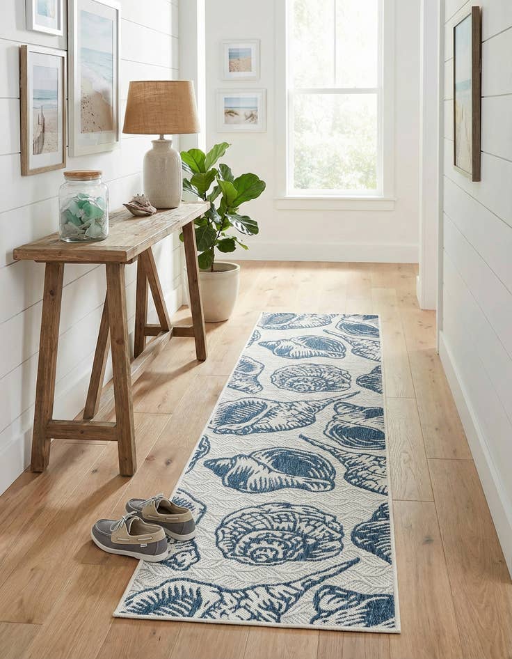 Detail image of 2' x 8'  Washable Coastal Indoor / Outdoor Runner Rug