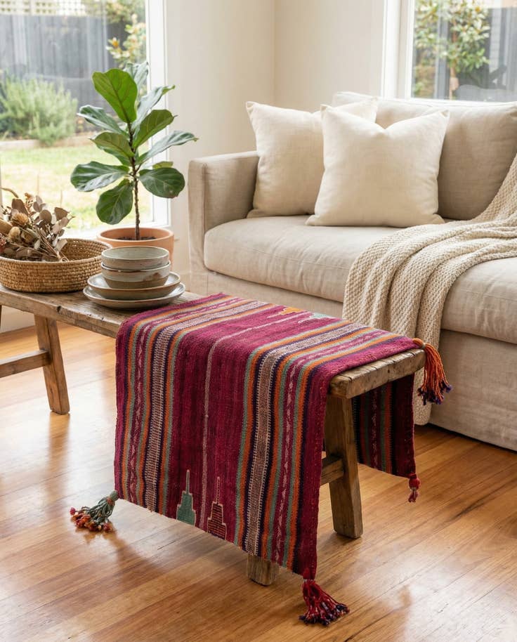 Detail image of 3' 3 x 3' 5 Hand Woven Kilim Modern Wool Square Rug