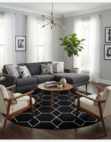 Black Trellis Frieze Round Rug