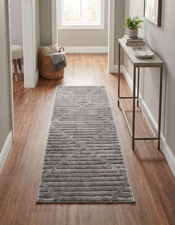 2' x 5' Vogue Geo Runner Rug