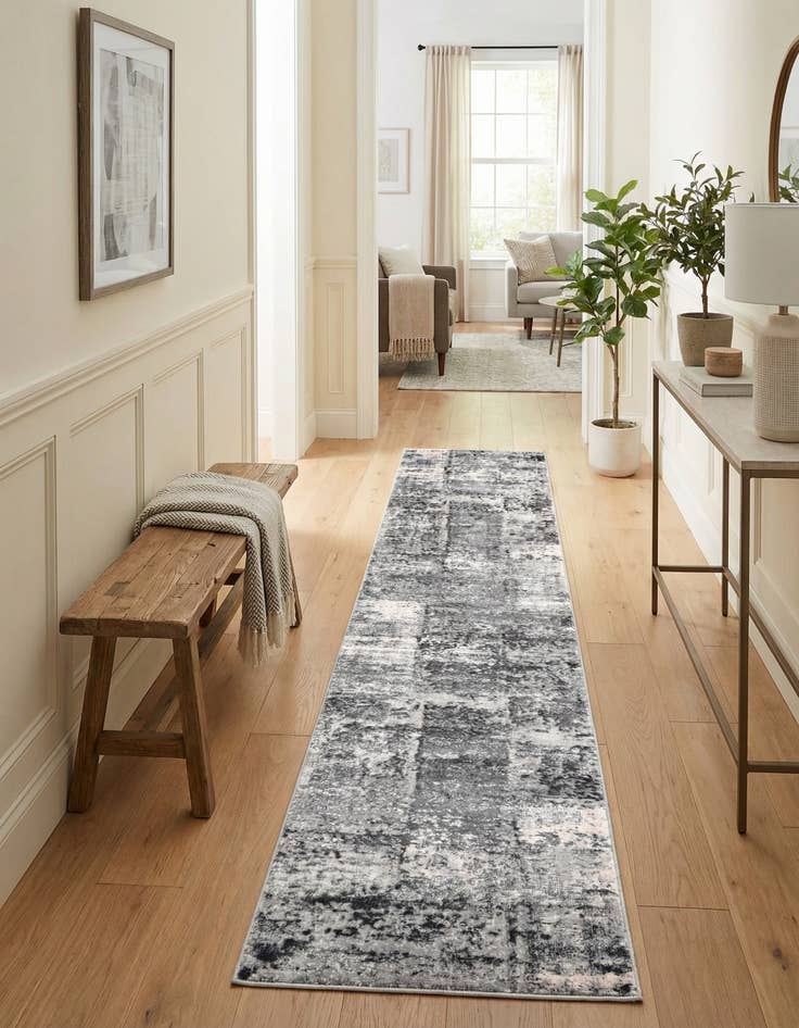 Detail image of 2' x 9' 10 Finsbury Runner Rug