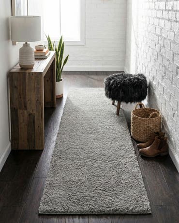  2' x 6' 9 Solid Shag Runner Rug