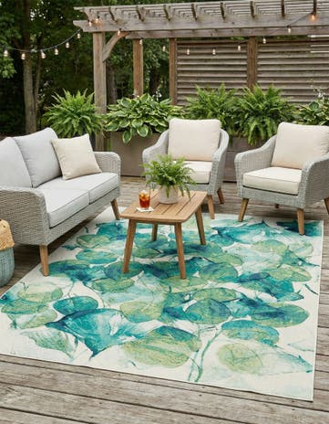 7' 10 x 10' Easy-Clean Botanical Indoor / Outdoor Rug