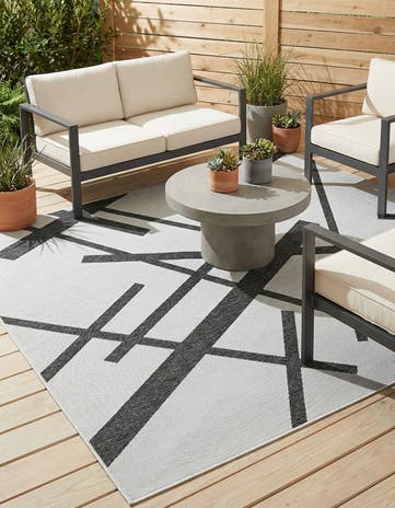 6' x 9' Easy-Clean Modern Indoor / Outdoor Rug