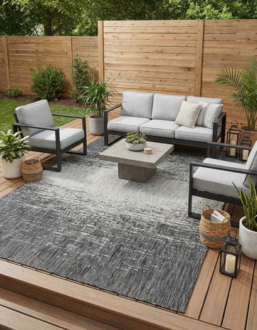 7' 10 x 11' Easy-Clean Modern Indoor / Outdoor Rug