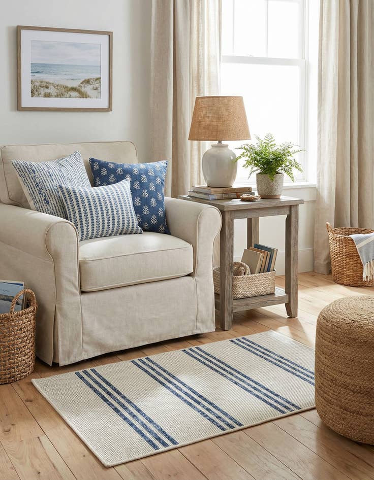 Detail image of 2' x 3' Easy-Clean Jill Zarin Anguilla Indoor / Outdoor Rug