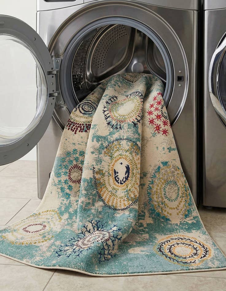 Detail image of 7' x 10'  Washable Casablanca Rug