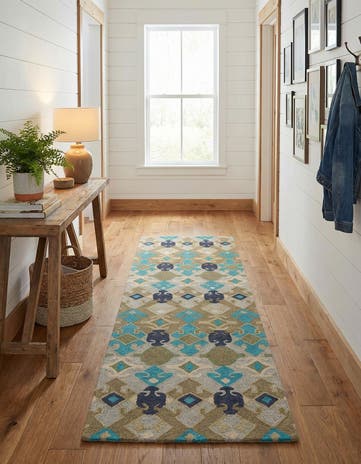 2' 7 x 8' 2 Luna Runner Rug