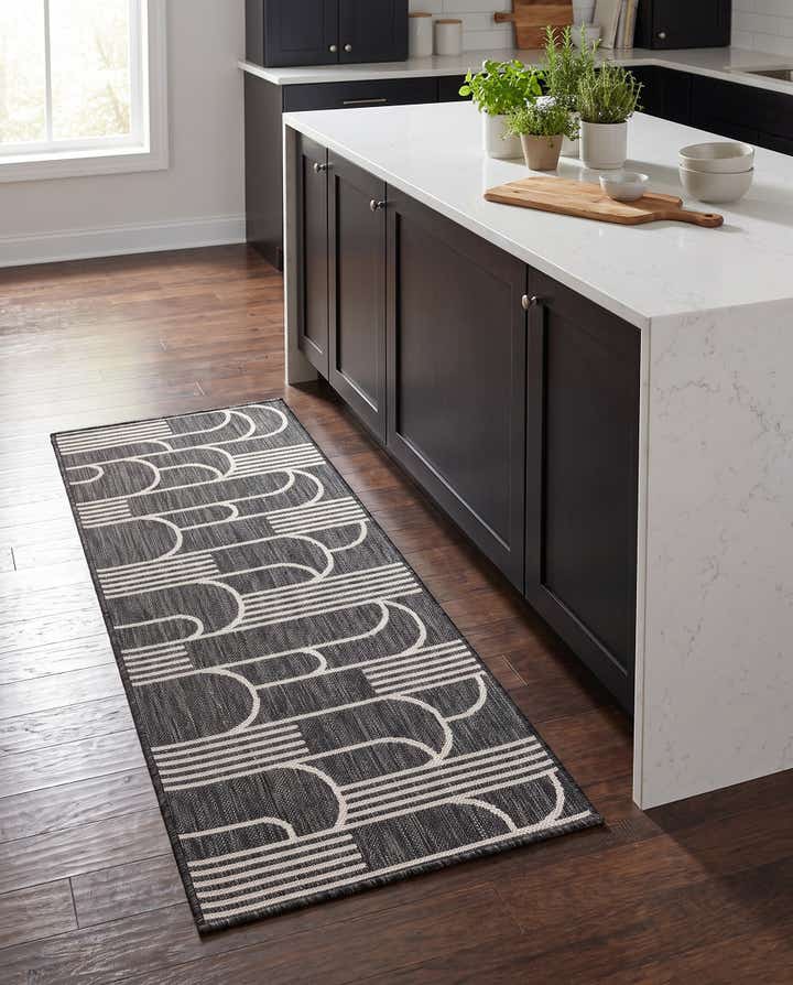 2' x 5' 3 Easy-Clean Modern Indoor / Outdoor Runner Rug