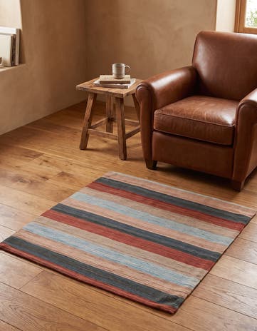 3' 2 x 3' 3 Hand Woven Pillow Wool Square Rug