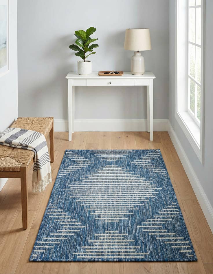 Detail image of  2' x 3'  Washable Modern Indoor / Outdoor Rug