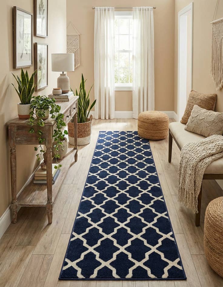 Detail image of  2' 7 x 10' Lattice Runner Rug