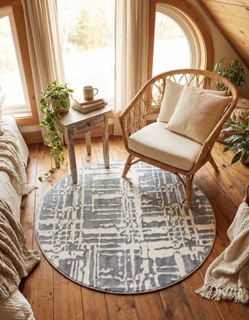 Gray Vince Camuto Round Rug