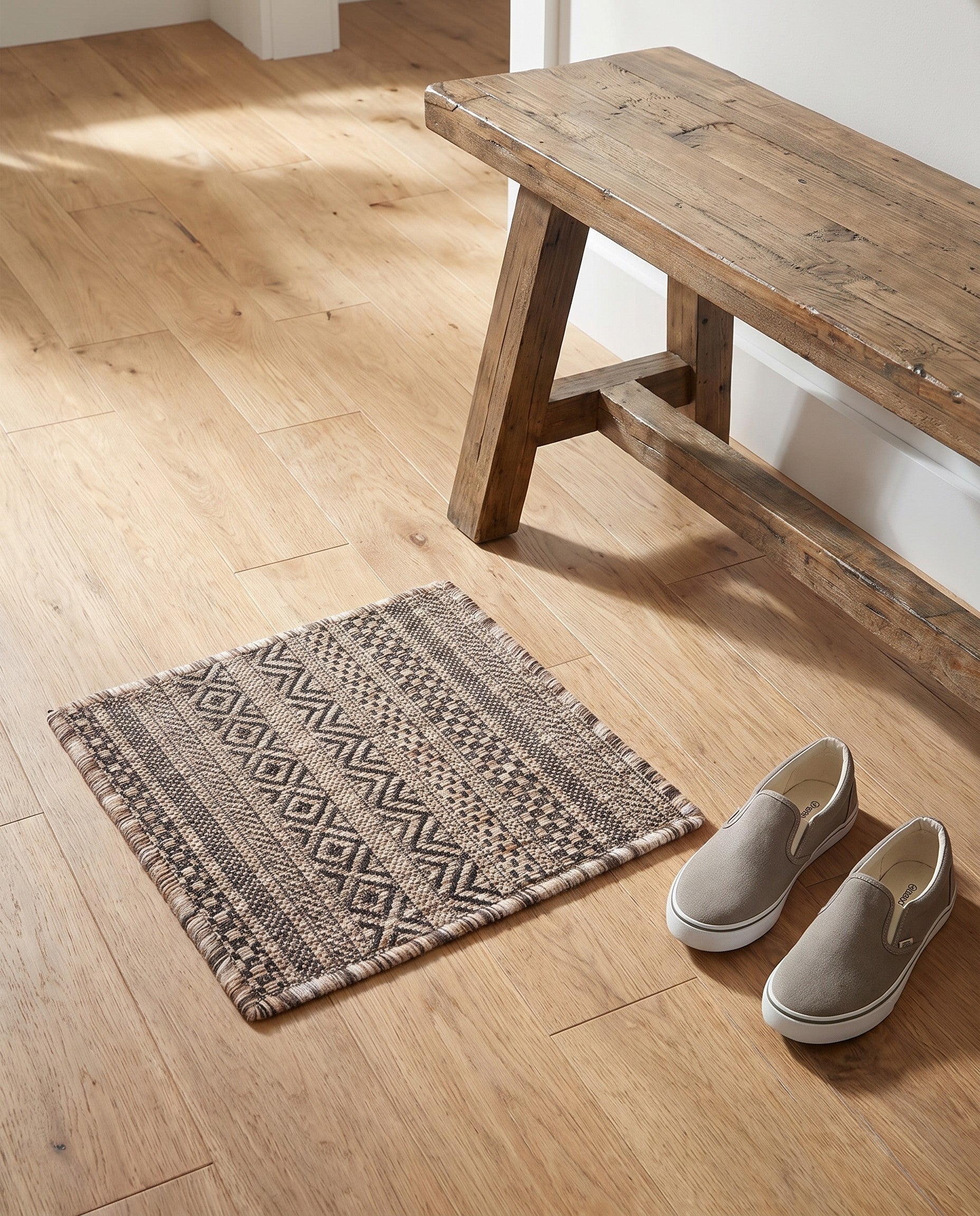 1' 4 x 1' 4 Easy-Clean Ribbon Indoor / Outdoor Sample Rug